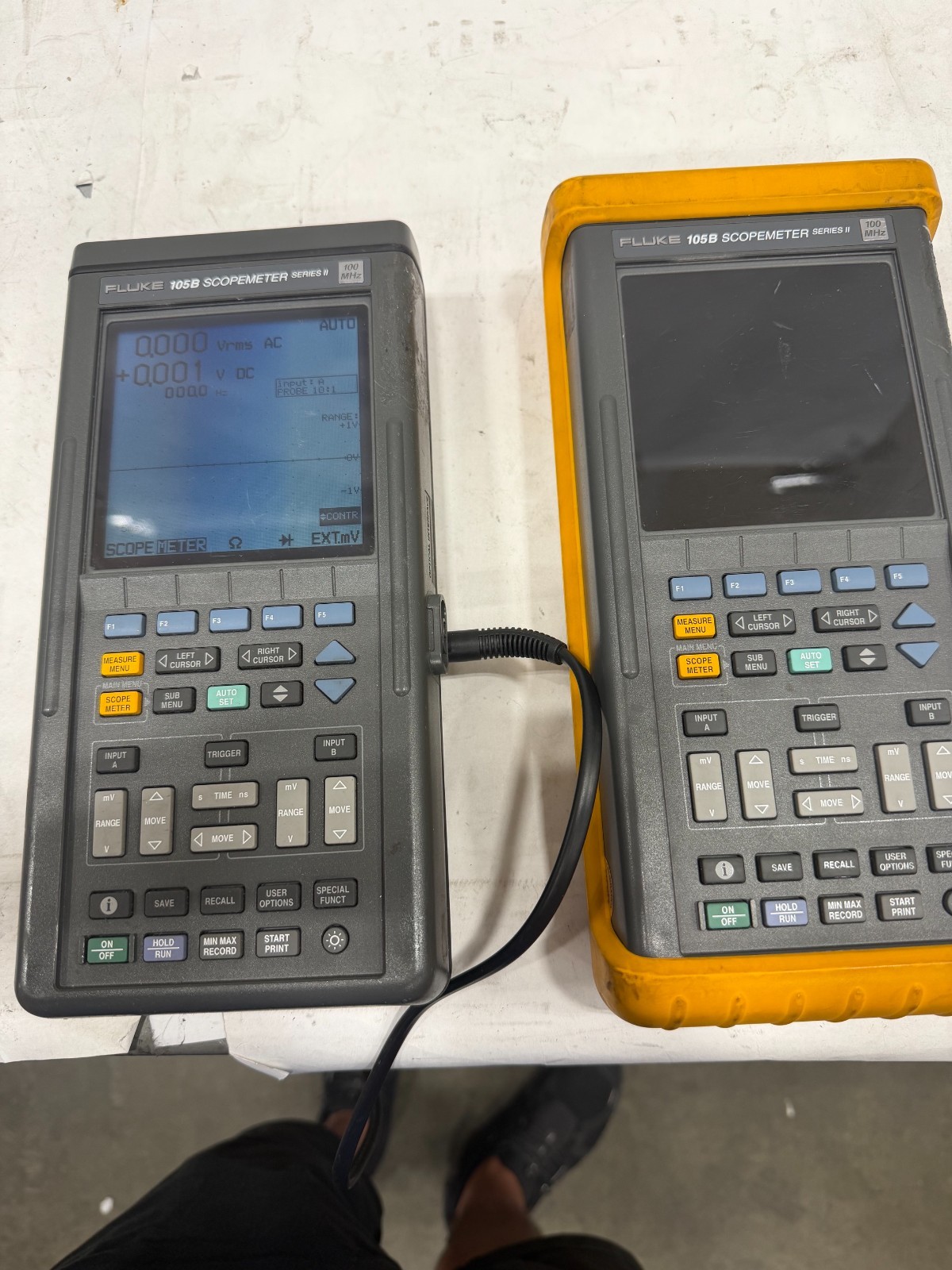 Lot of 2 FLUKE 105B SCOPEMETER SERIES II Both Power up  No Leads