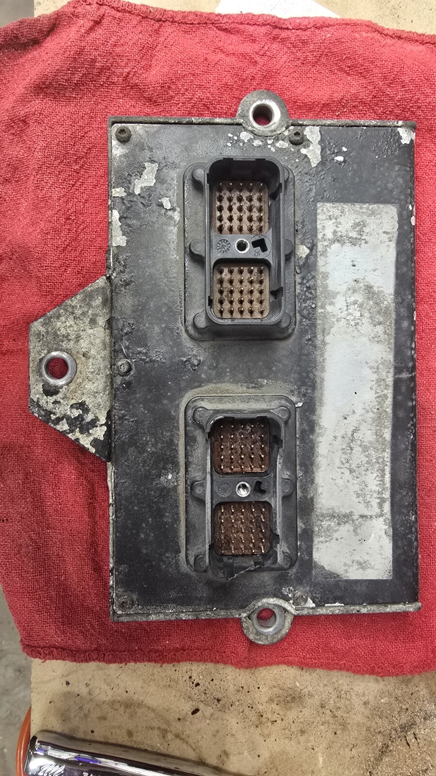 3944105 CUMMINS ISC-8.3 0 ECM ECU (ENGINE) - CORE ONLY
