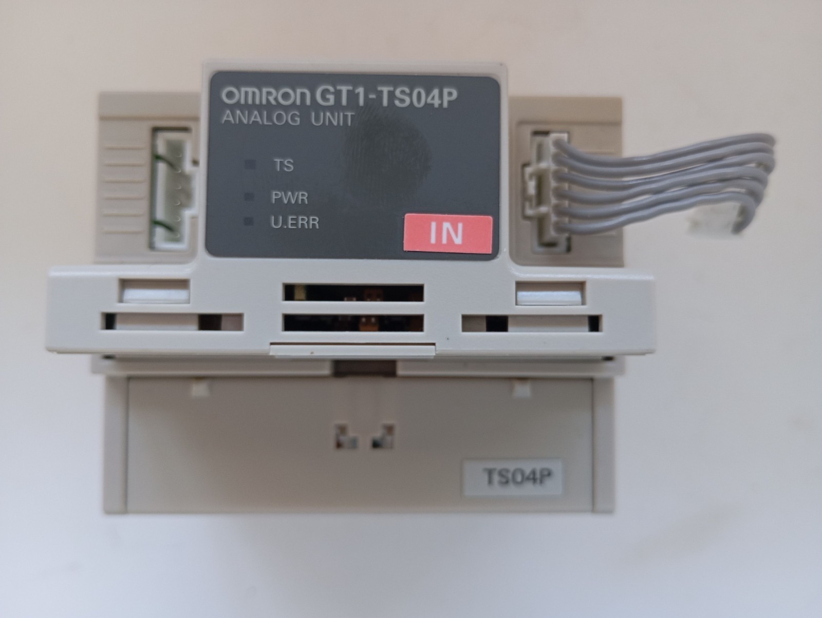 Omron GT1-TS04P analog RTD input unit