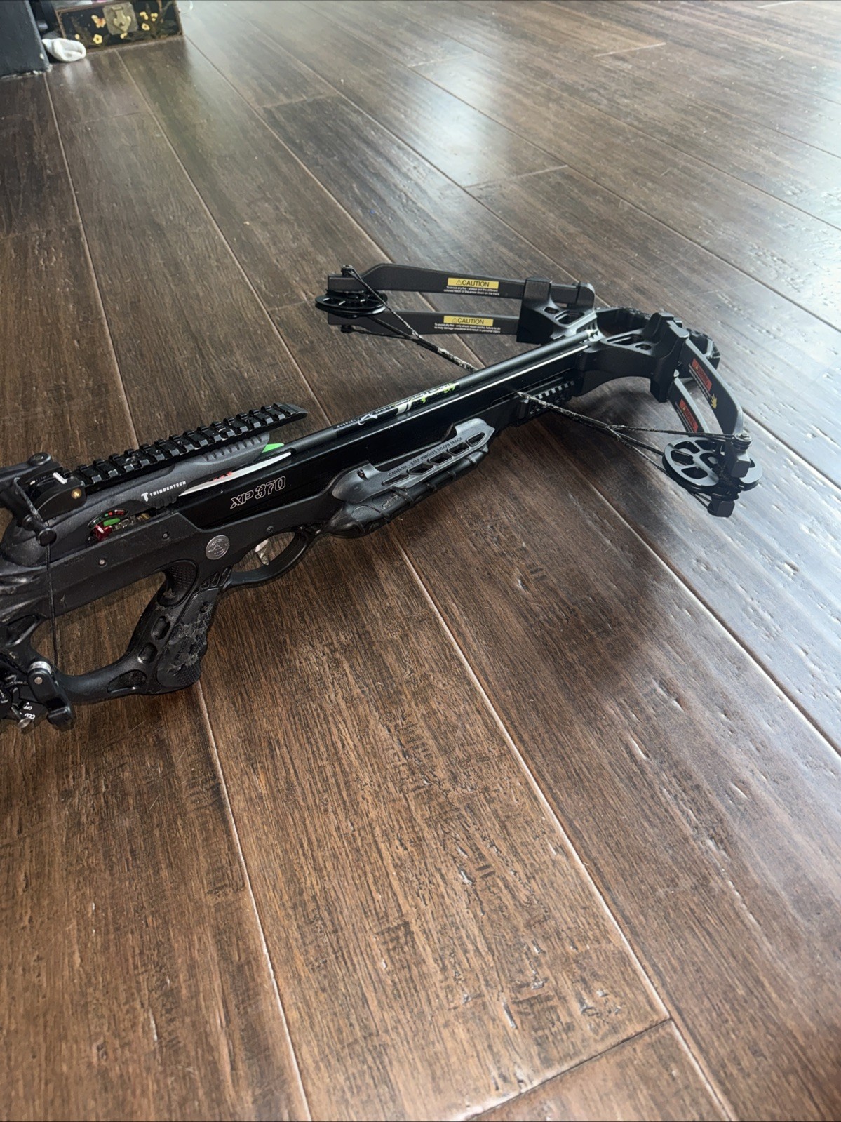 Barnett XP 370 compound crossbow Needs Repairs
