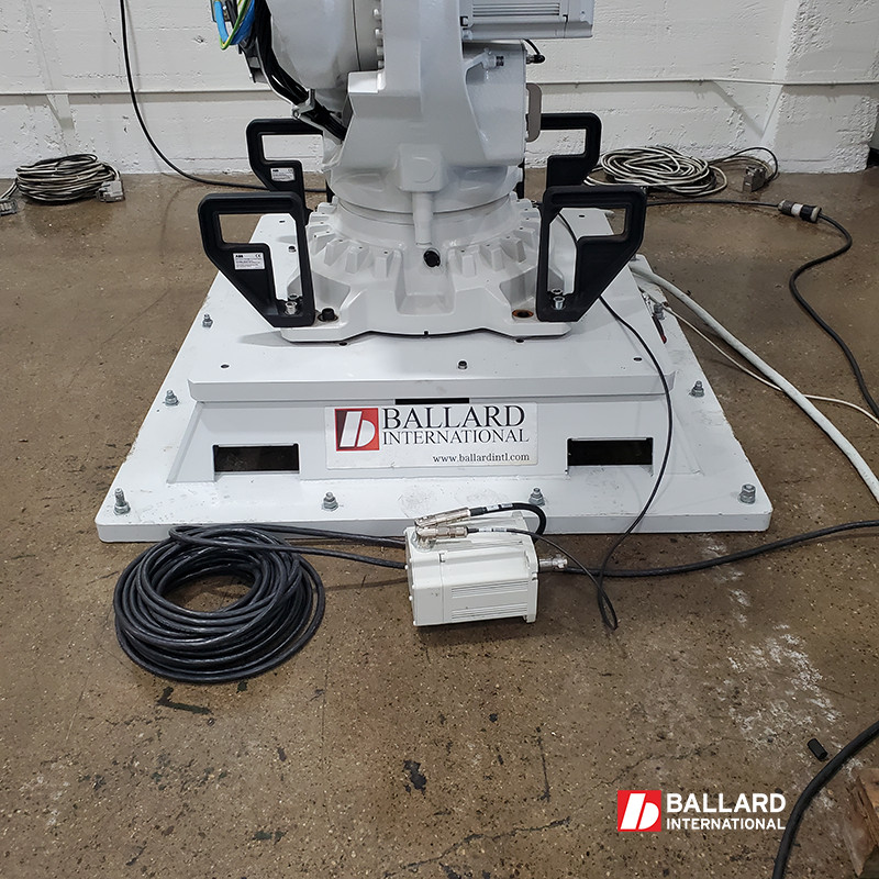 ABB IRB 6700-235/2.65 Robot Complete w/ IRC5 Controller - 31 Hours! - 803463