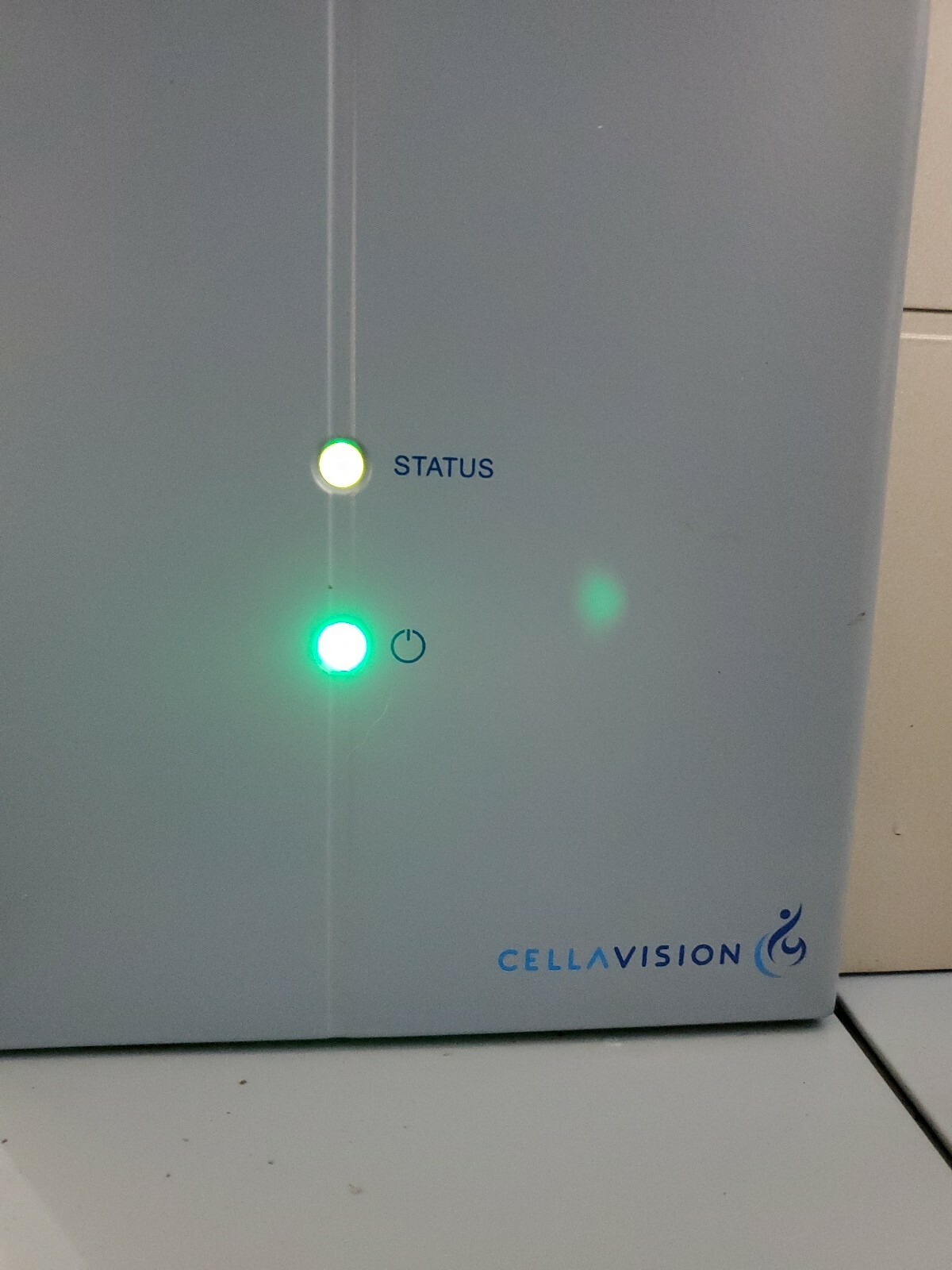 Sysmex CellaVision Control Unit Model XU-10020 Analyzer