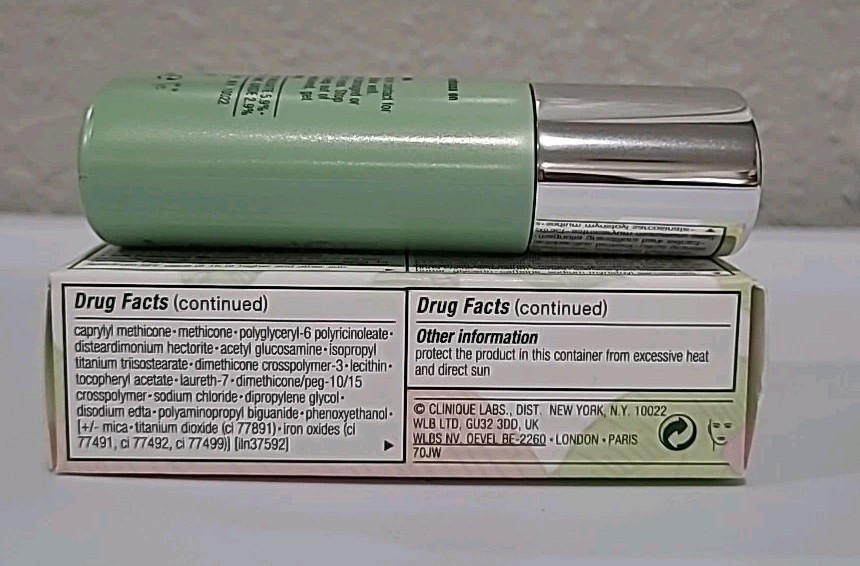 CLINIQUE Redness Solutions Makeup Broad Spectrum SPF 15 – CN 52 Calming Neutral
