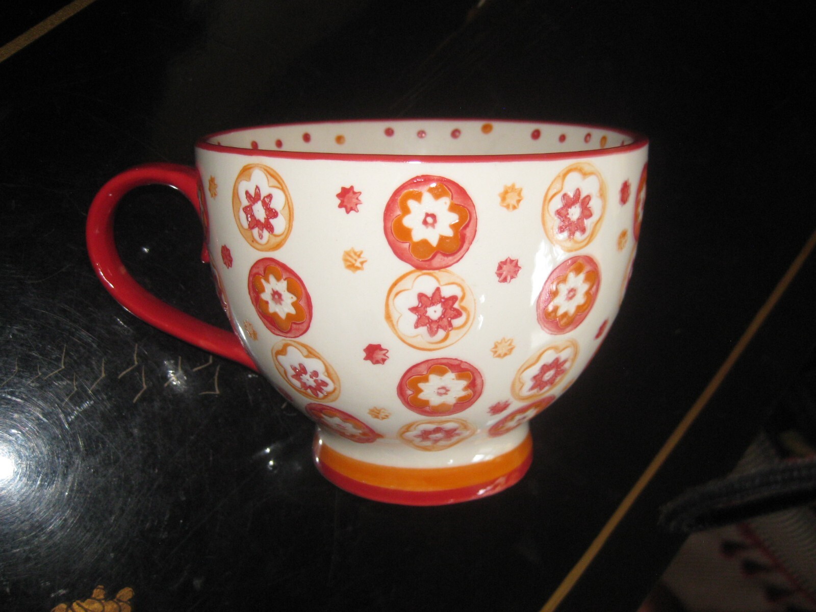 Gracie China Footed 16 oz Ceramic Coffee Mug