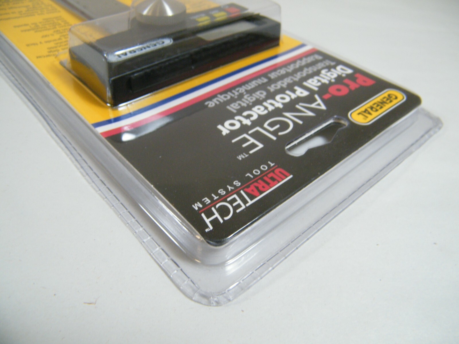 ULTRATECH GENERAL PRO-ANGLE 6" DIGITAL PROTRACTOR 0-180 DEGREES NO. 1702, NEW