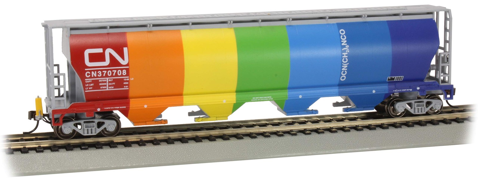 Bachmann Trains - Canadian 4-Bay Cylindrical Grain Hopper Prototypical Colors