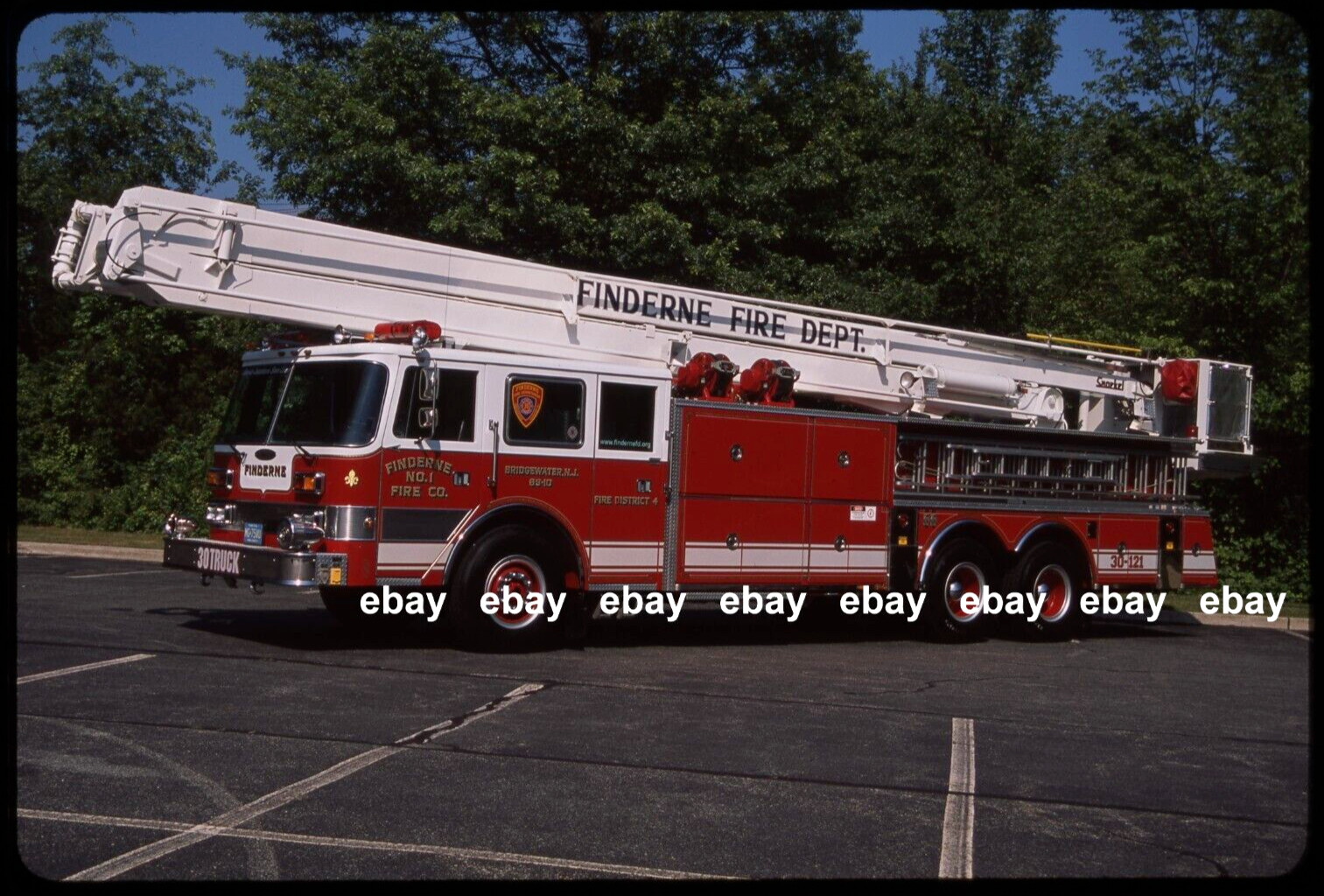 Finderne NJ 1989 Pierce Arrow 85' Snorkel Fire Apparatus Slide