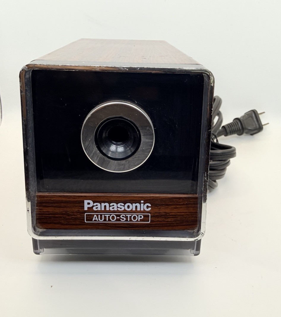 VTG Pencil Sharpener Panasonic KP-120 Electric Auto Stop Faux Wood Grain