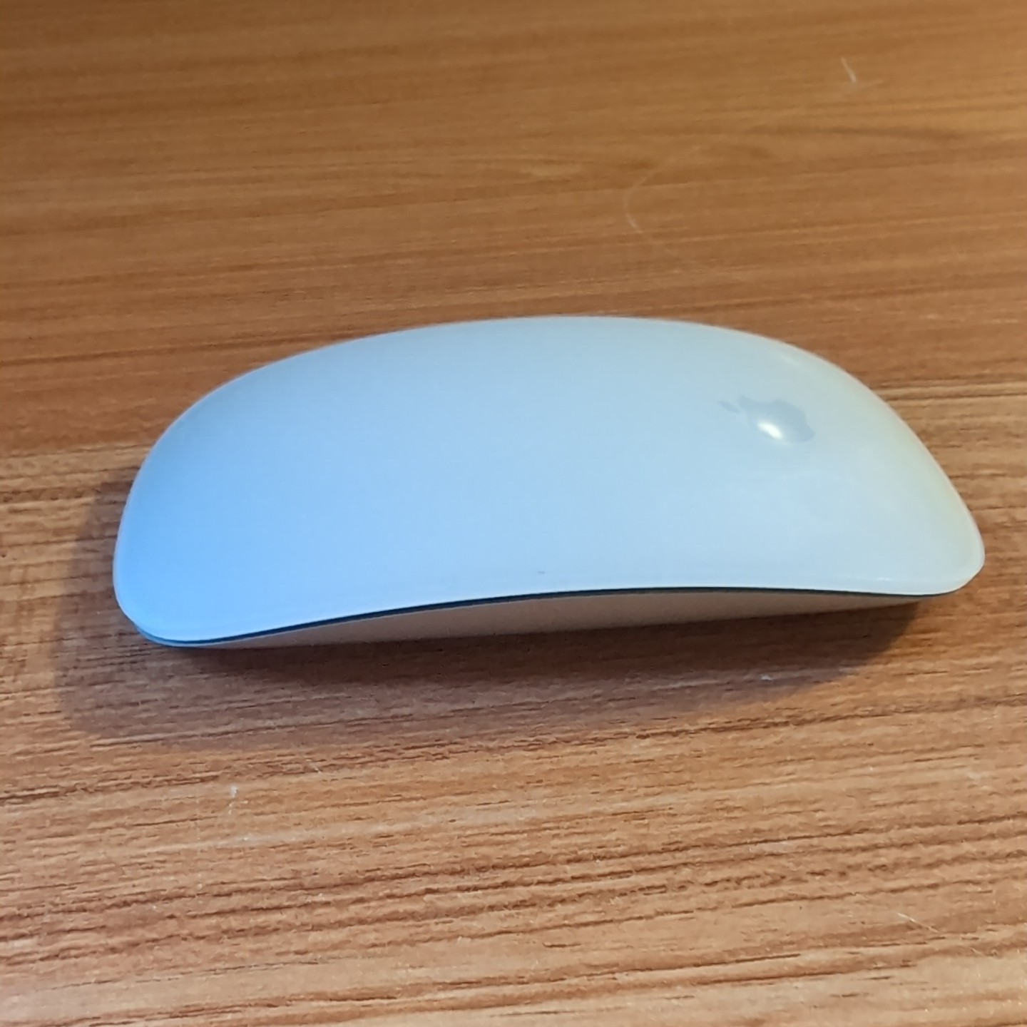 Apple A1296 Wireless Bluetooth Magic Laser Mouse White EX Used Shape