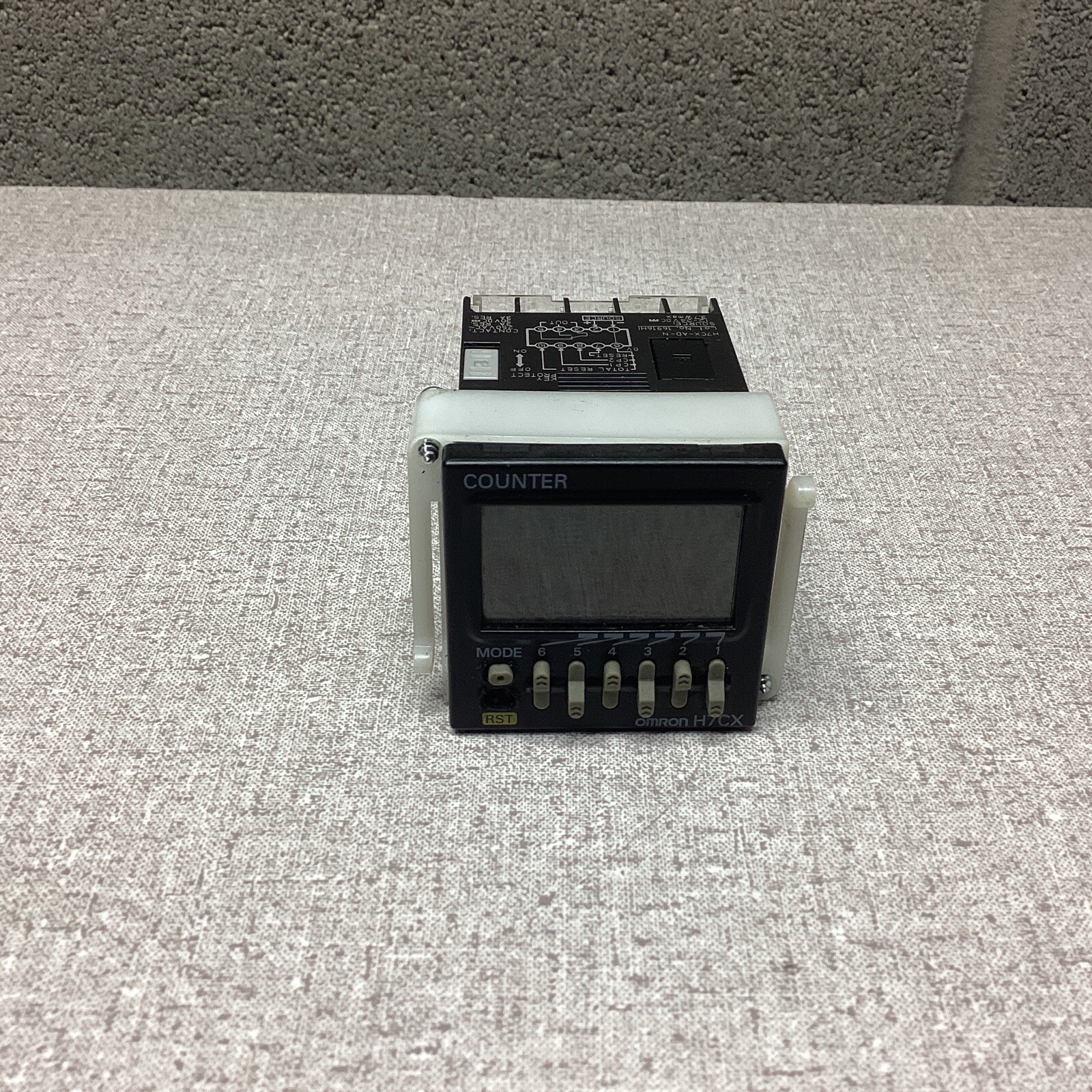 Omron H7CX H7CX-AD-N Digital Counter #3688FMLPT22