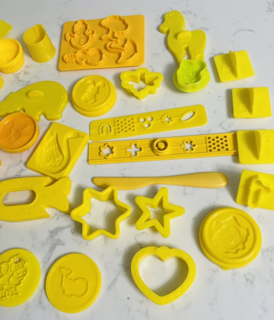 Play-Doh/Dough Accessories Tools Molds Shape Cutters Assorted 34 Pcs