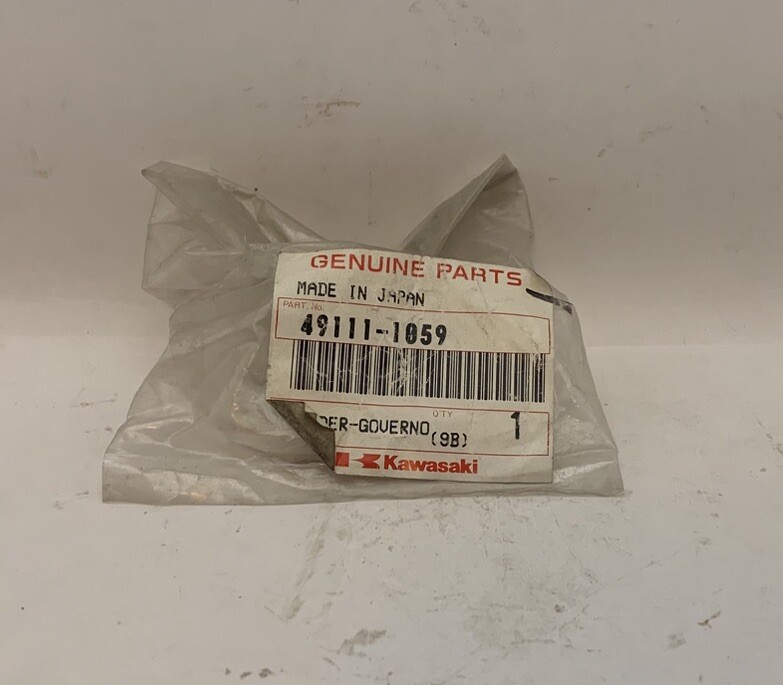 NOS OEM KAWASAKI GOVERNOR SHAFT HOLDER PART NUMBER 49111-1059 KX80/85