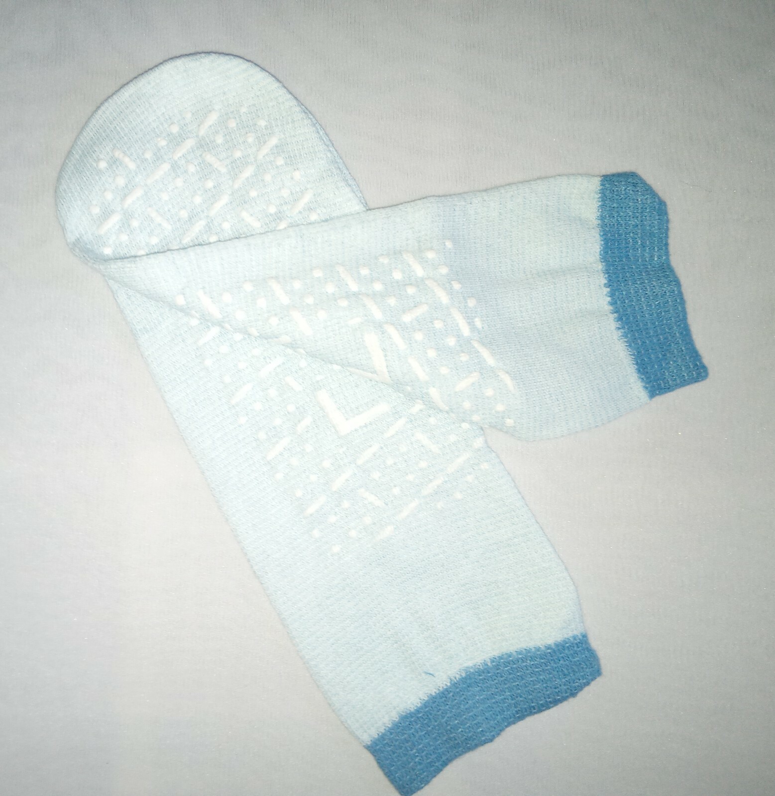 4 Pair Double Sided Medline Essentials Lt Blue Large Non Skid Slipper Socks