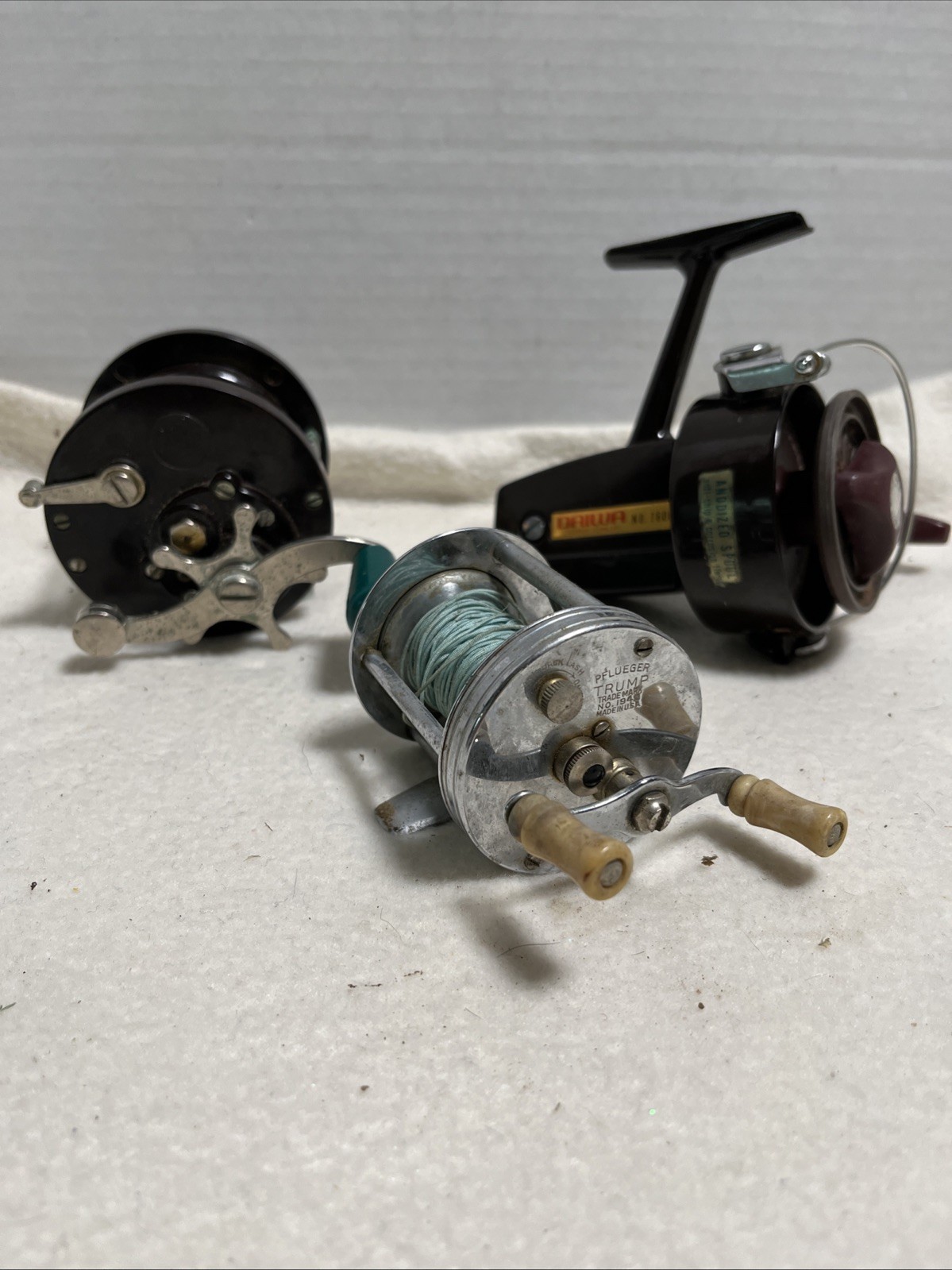 Lot Of Vintage Fishing Reels, Diawa 7600,Penn No. 85, Plugger Trump No. 1943