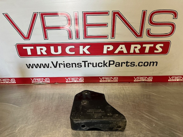 KENWORTH KENWORTH CROSSMEMBER GUSSETT- 2 HOLE - CAST ALUMINUM - LH K140-2438-3