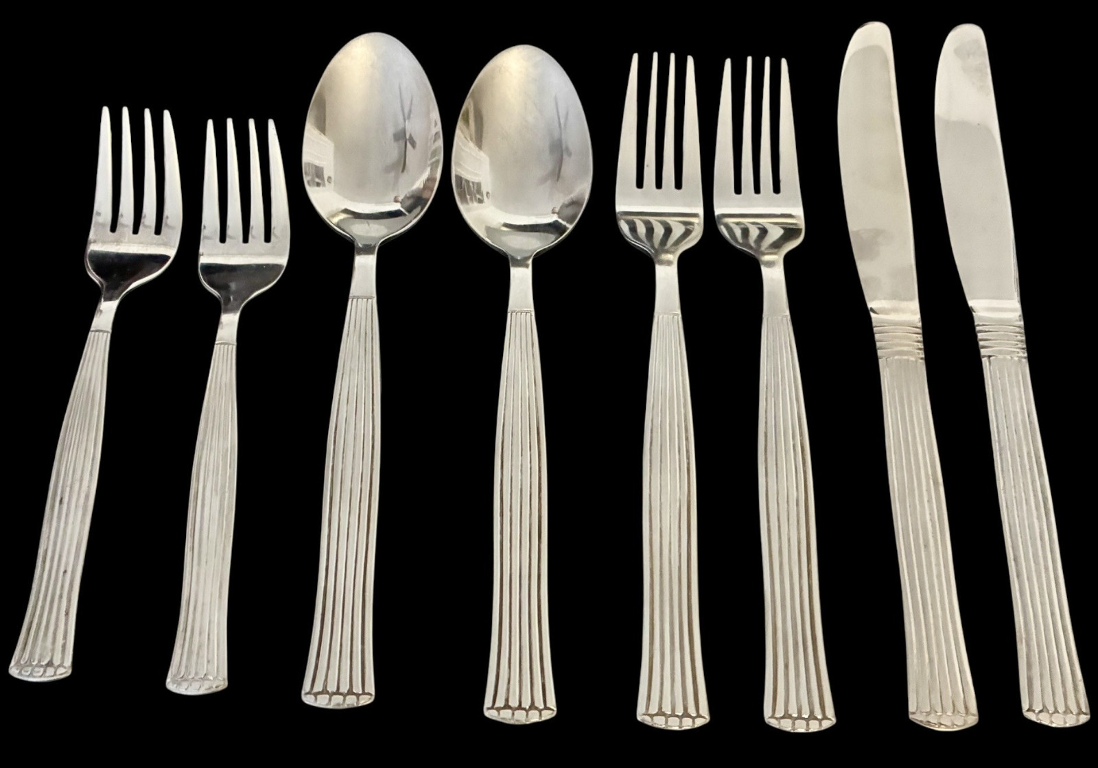 TOOLS OF THE TRADE TOT9 2 x 4 pc place setting knife spoon forks SS
