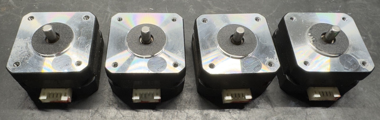 Stepping motor 17HD503-10HV2    17HD50310H  Sold Individually ( 4 available)