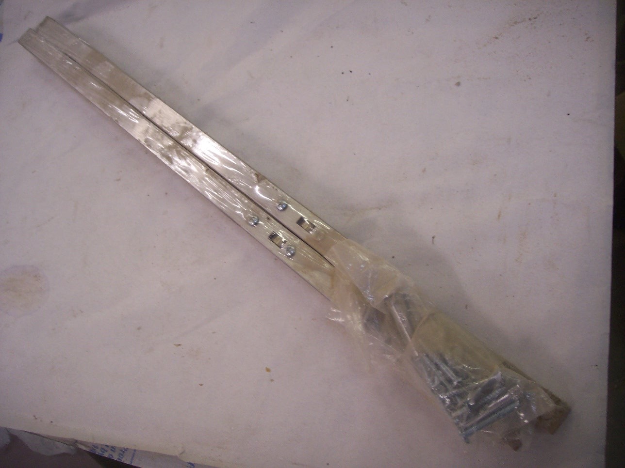 (1) ABH MFG OVERHEAD STOP 4414 BRUSHED STEEL