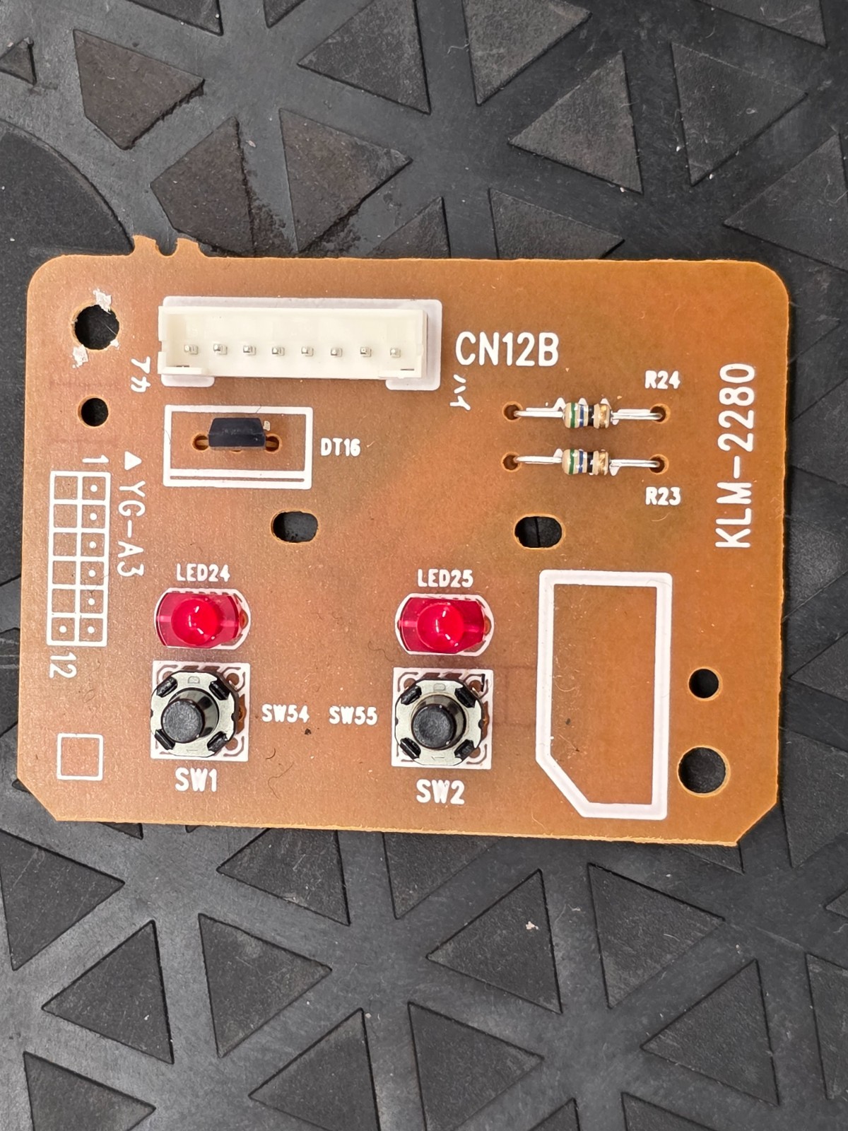 Korg Triton Le - KLM-2280 Switch Board Panel