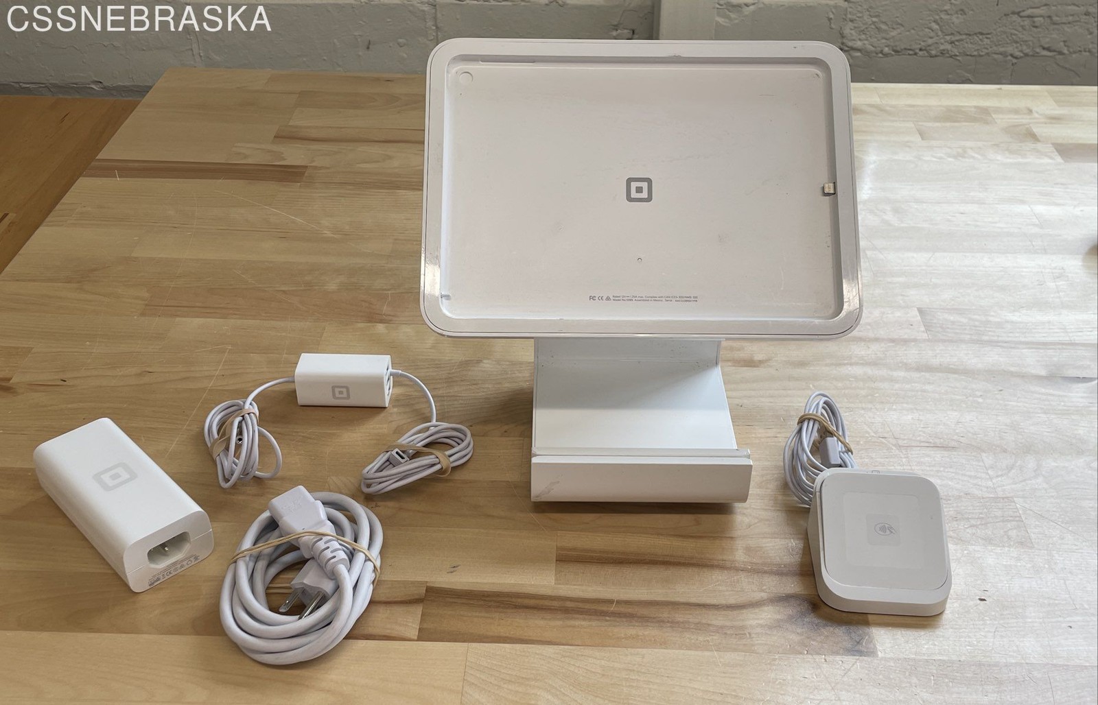 Square Stand S089 for iPad with Lightning Connector and Contactless Chip Reader