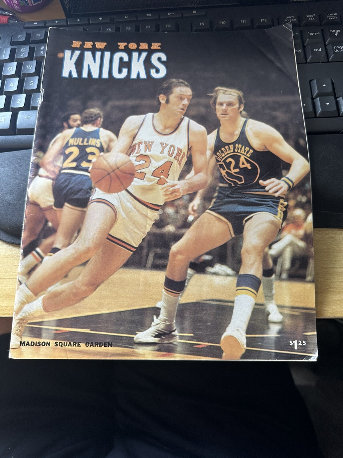 NBA New York Nicks Vol.1 No.9 1975-76 Program Incl. Bill Bradley