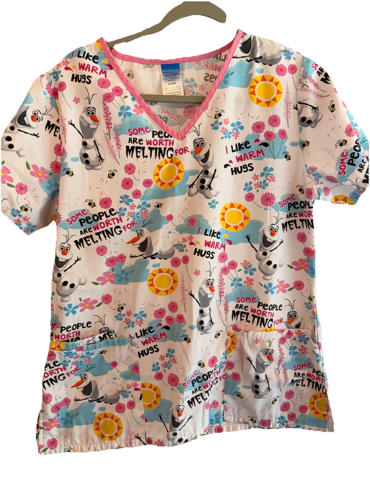 Disney Frozen Olaf Scrub Top Women’s S, Measures M- NWOT. 5KK