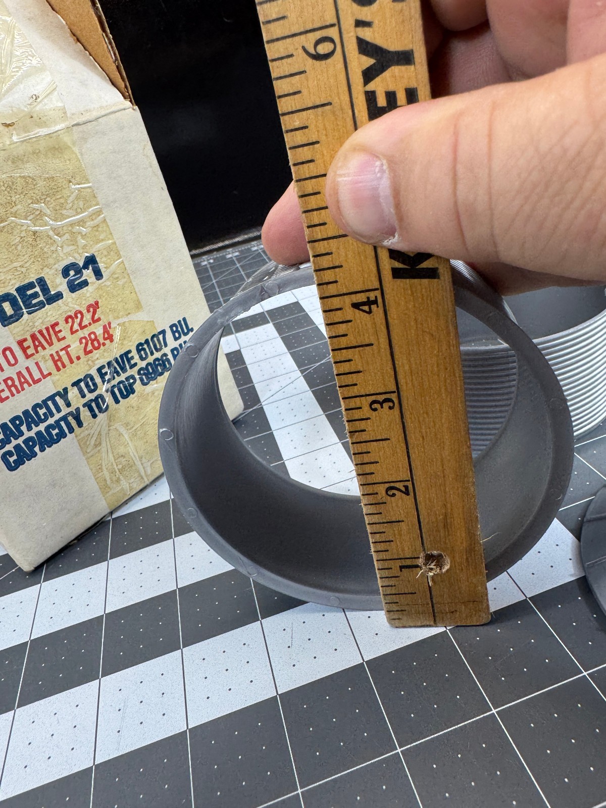 1/64 Standi Toys Model 21 Grain Bin