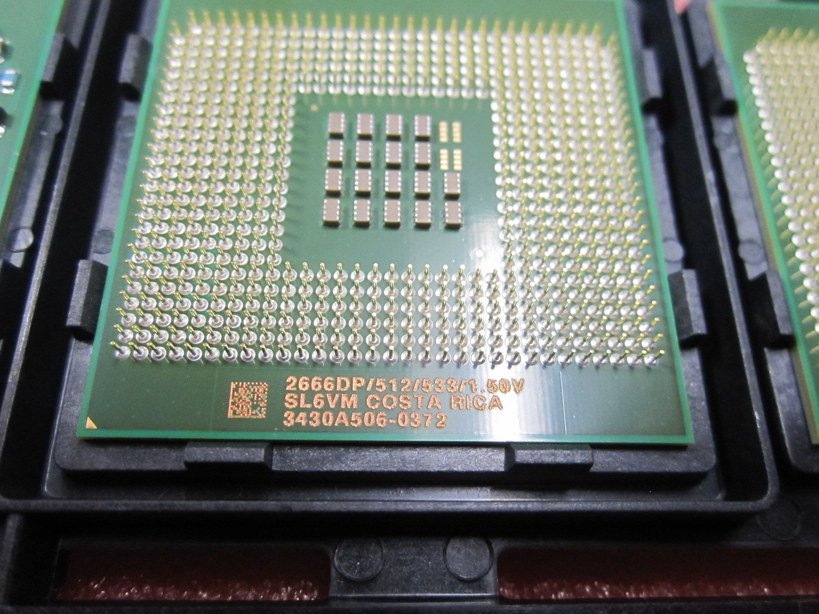 Intel Xeon DP 2.66/512K/533MHz Processor CPU SL6VM