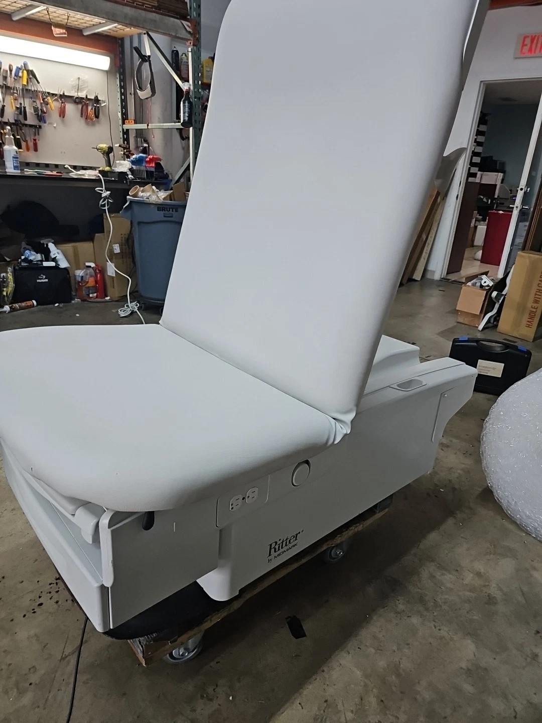 2018 Midmark Ritter 224 Exam Table WHITE 224-002