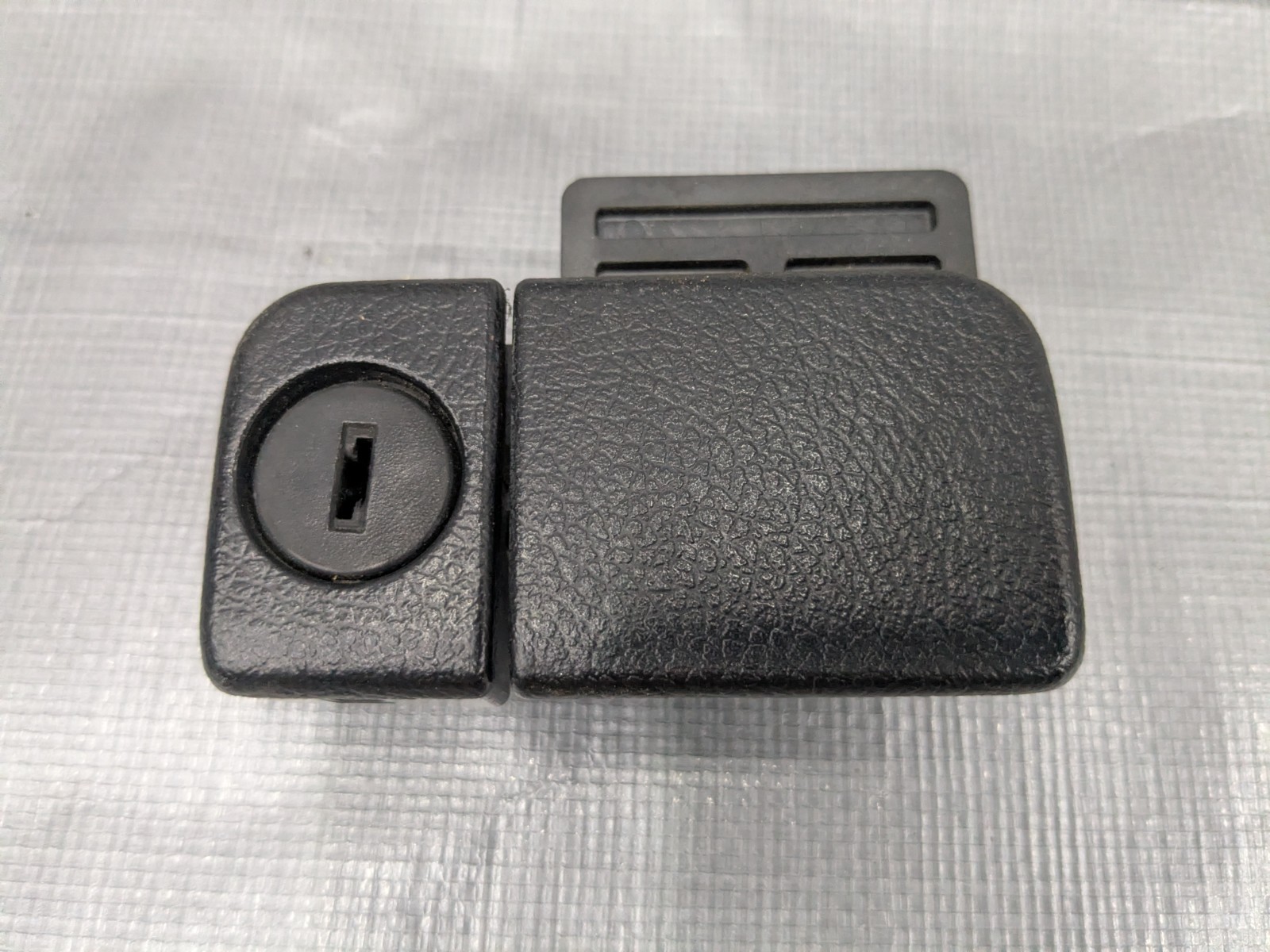 1994-1997 Mazda Miata MX5 OEM Glove Box Lock Handle Latch Black Glovebox 94-97