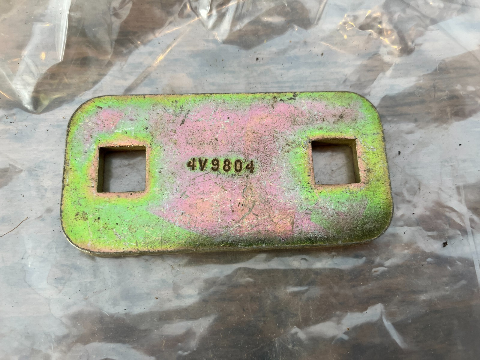 4V-9804   Genuine OEM  CAT   PLATE   Caterpillar   4V9804