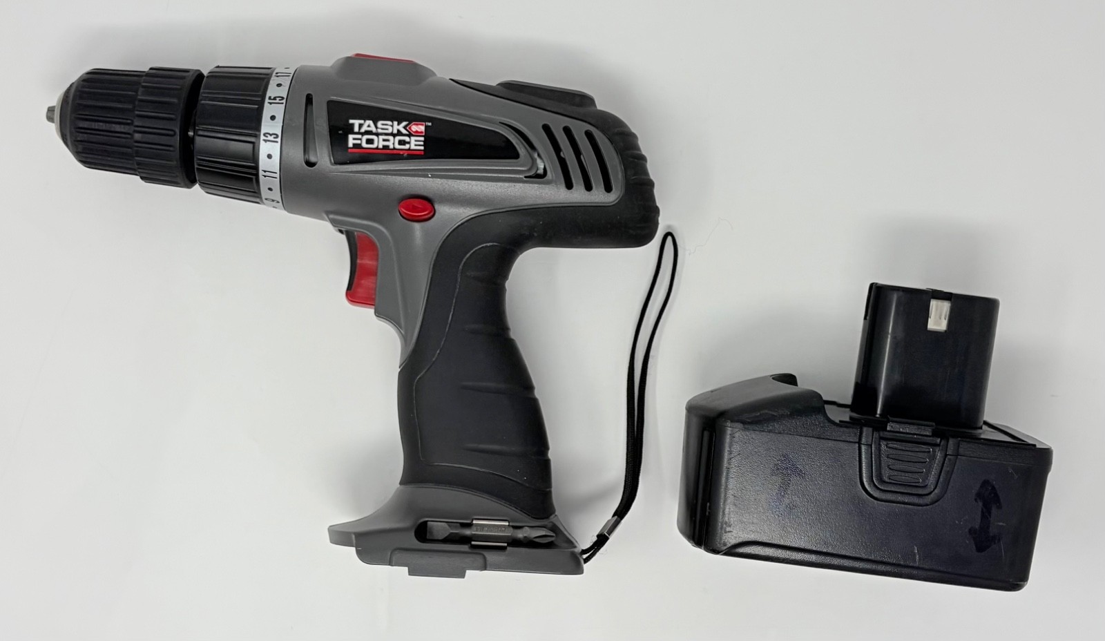 Task Force 18V Cordless 3/8" Drill Driver PT90310 NiCd Battery B9018 No Charger