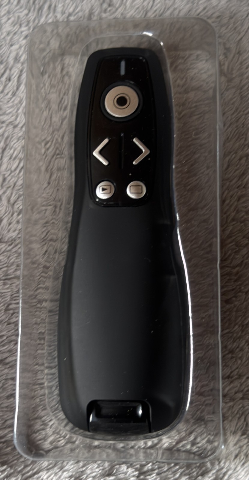 Hellcool USB C Presenter with Laser Pointer, 2.4 GHz Wireless PowerPoint