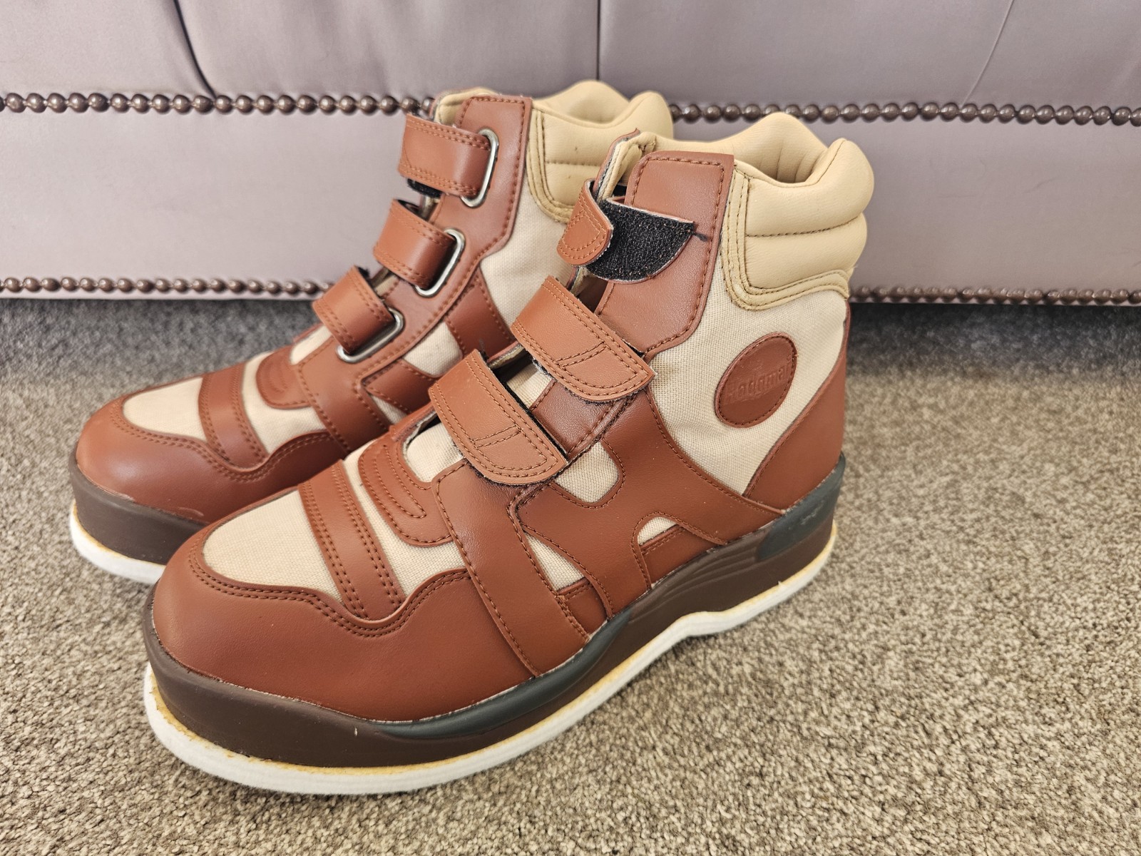 Hodgman Lakestream Wading Boots UK 9 Fly Fishing Shoes Brown Beige NEW W/O Box