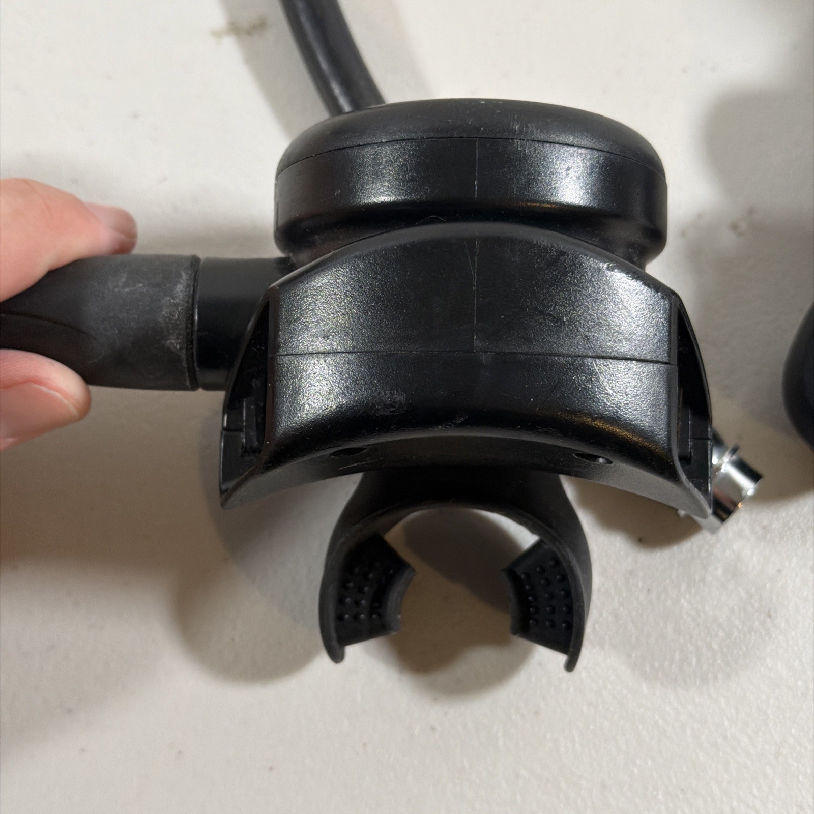 Oceanic Regulator With Alpha 7 Octopus