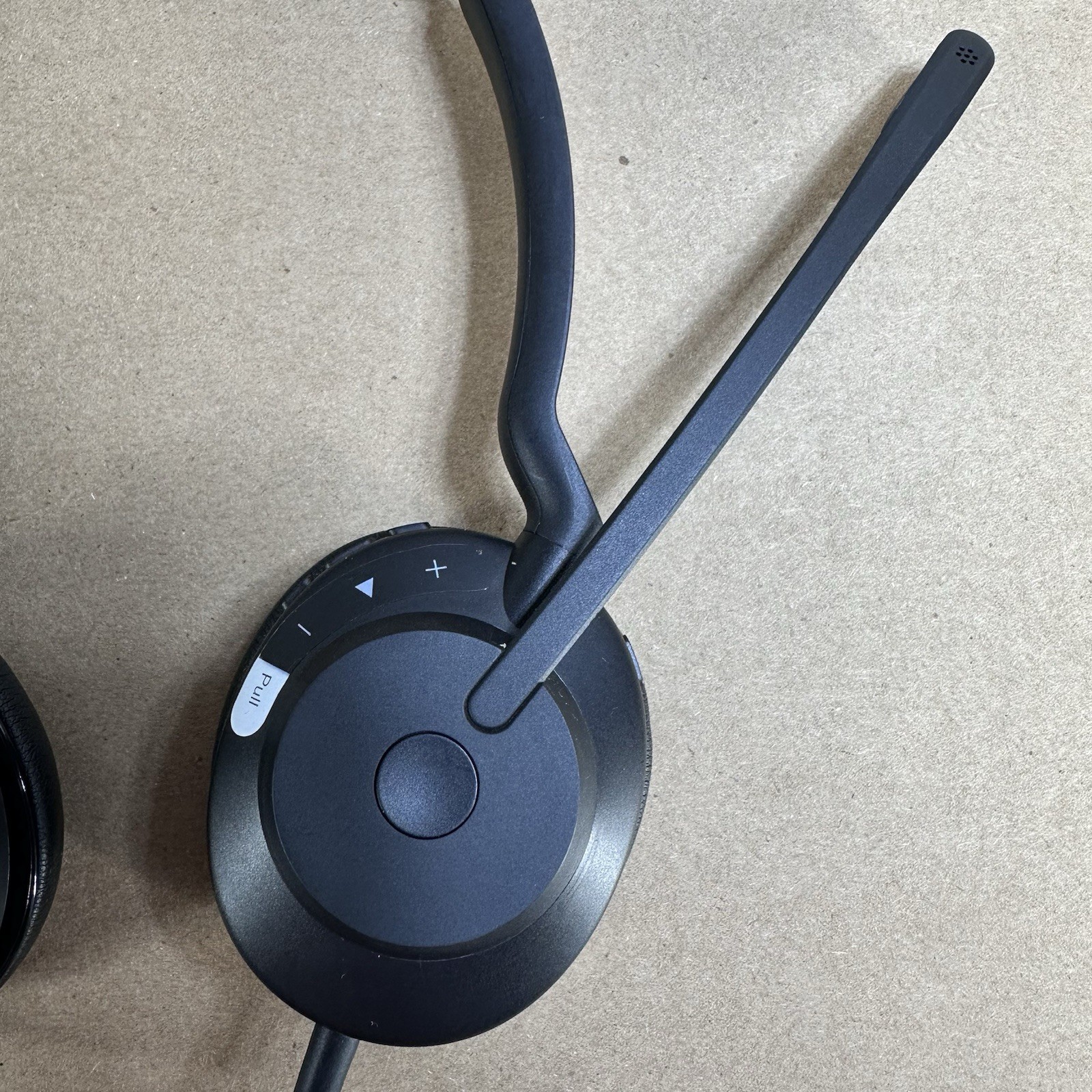 Jabra Evolve2 30 SE USB Wired Stereo Headset w/ Mic - Comes with Felt Case