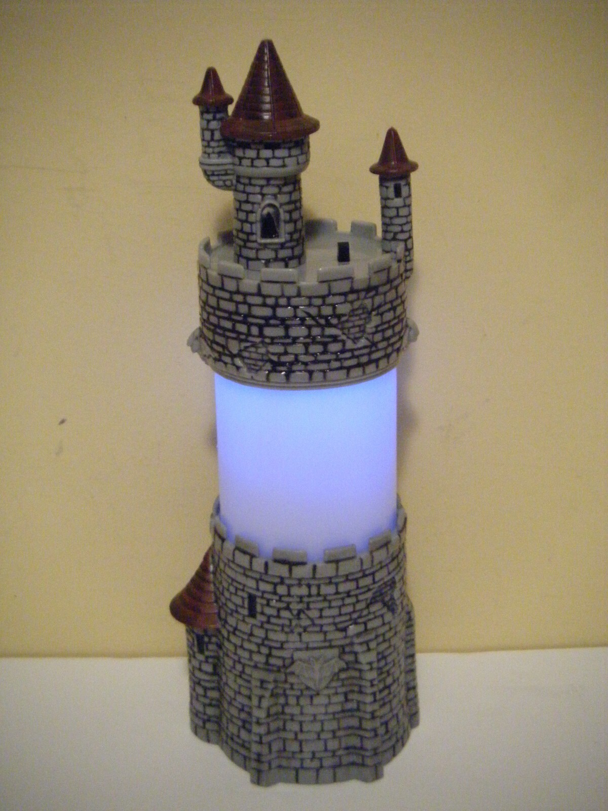 Hasbro 2001 Castle Tower Blue/Red Night Light