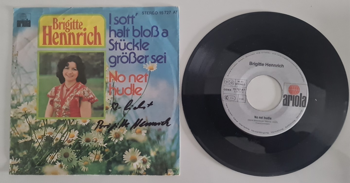 BRIGITTE HENNRICH Autograph Original Signed Autograph Signed SINGLE