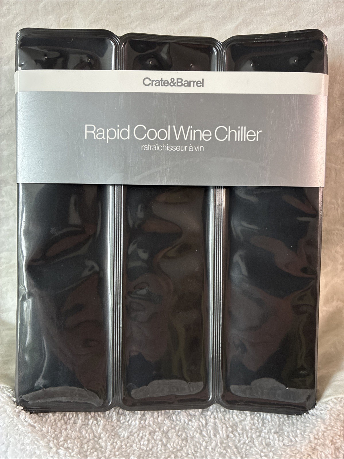 Chills Wine in Minutes – No Ice Needed - Vacu Vin Rapid Ice Sleeve Reusable