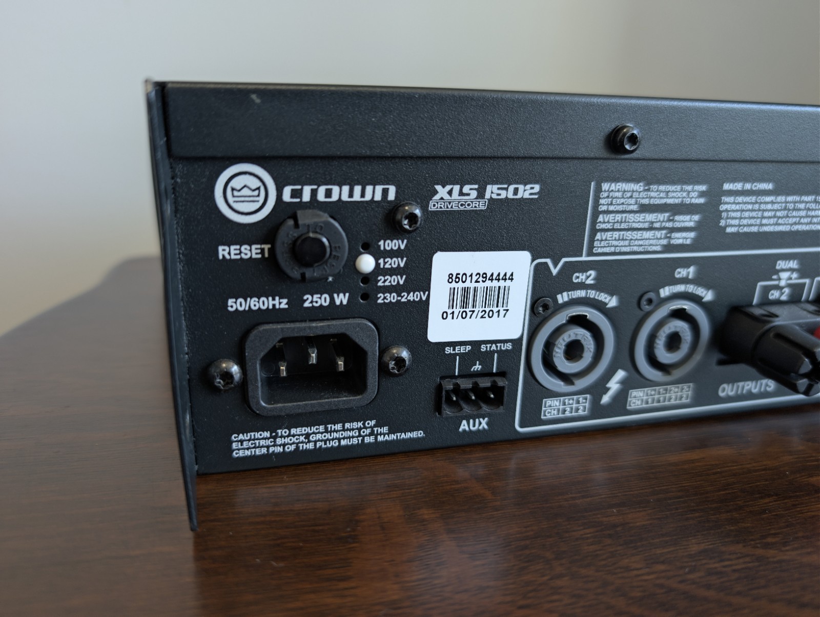Crown XLS1502 2-Channel 525 Watt Amp Power Amplifier - Tested & Working!