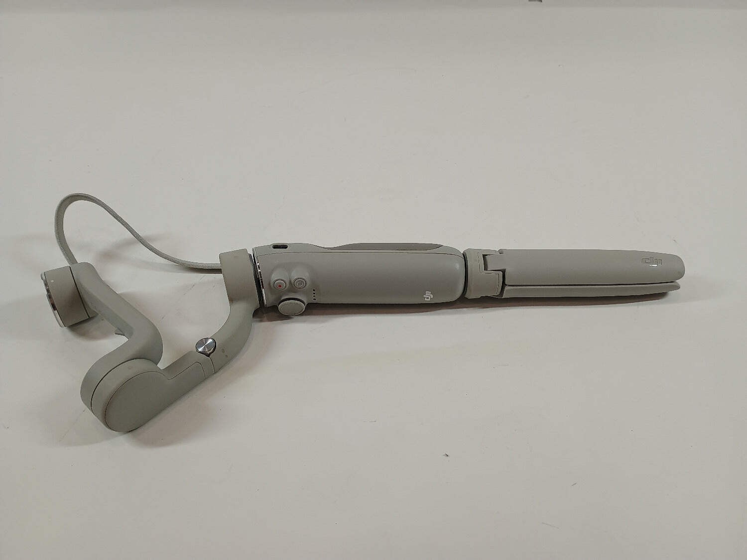 DJI OM 5 Smartphone Gimbal Stabilizer OE100