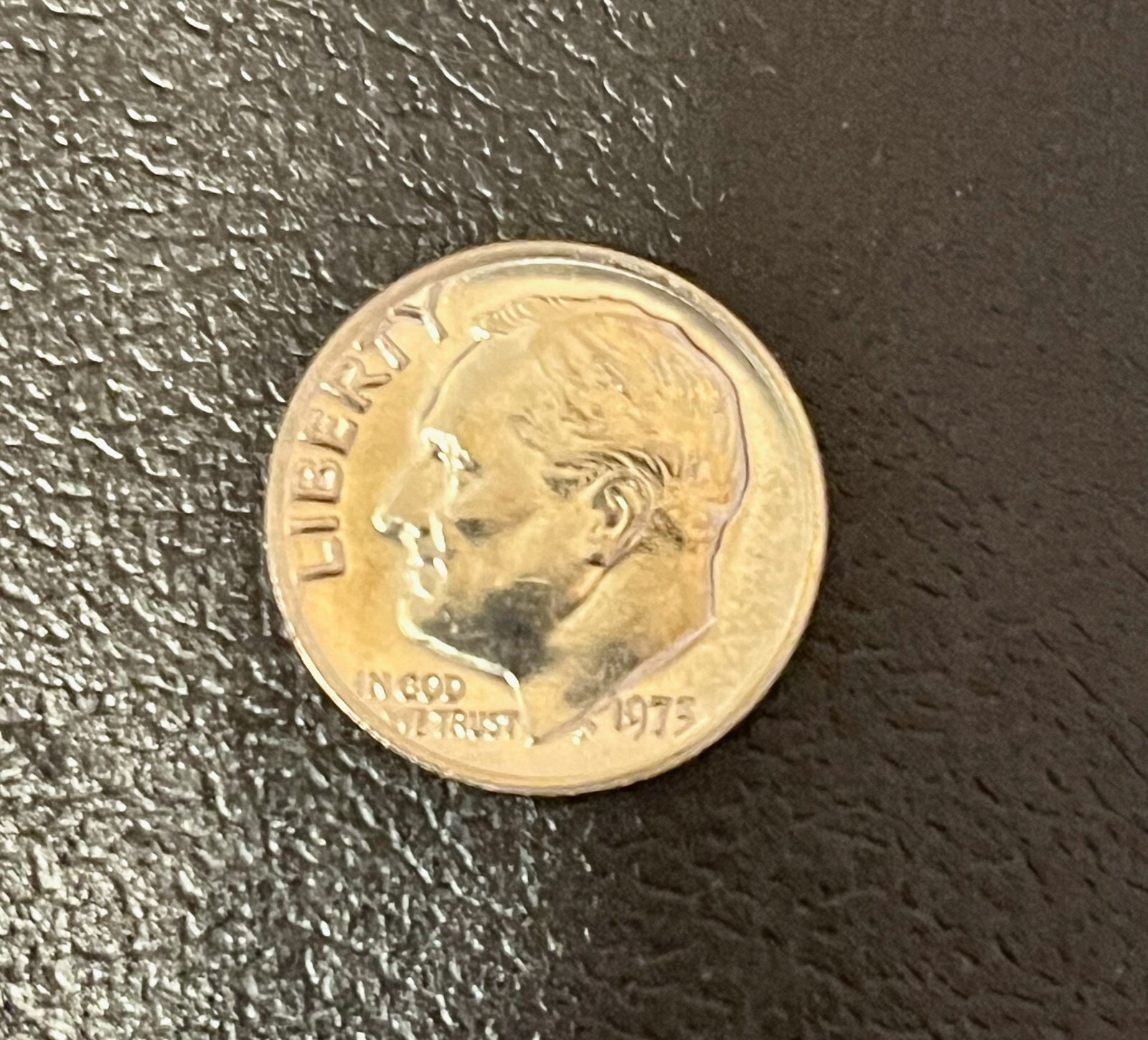 1973 Roosevelt Dime w/ Errors Off Center Letters on Rim (D3)