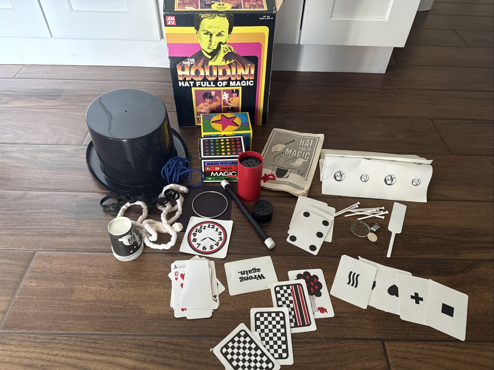 1987 AMAV Industries The Great Houdini Hat Full Of Magic #952