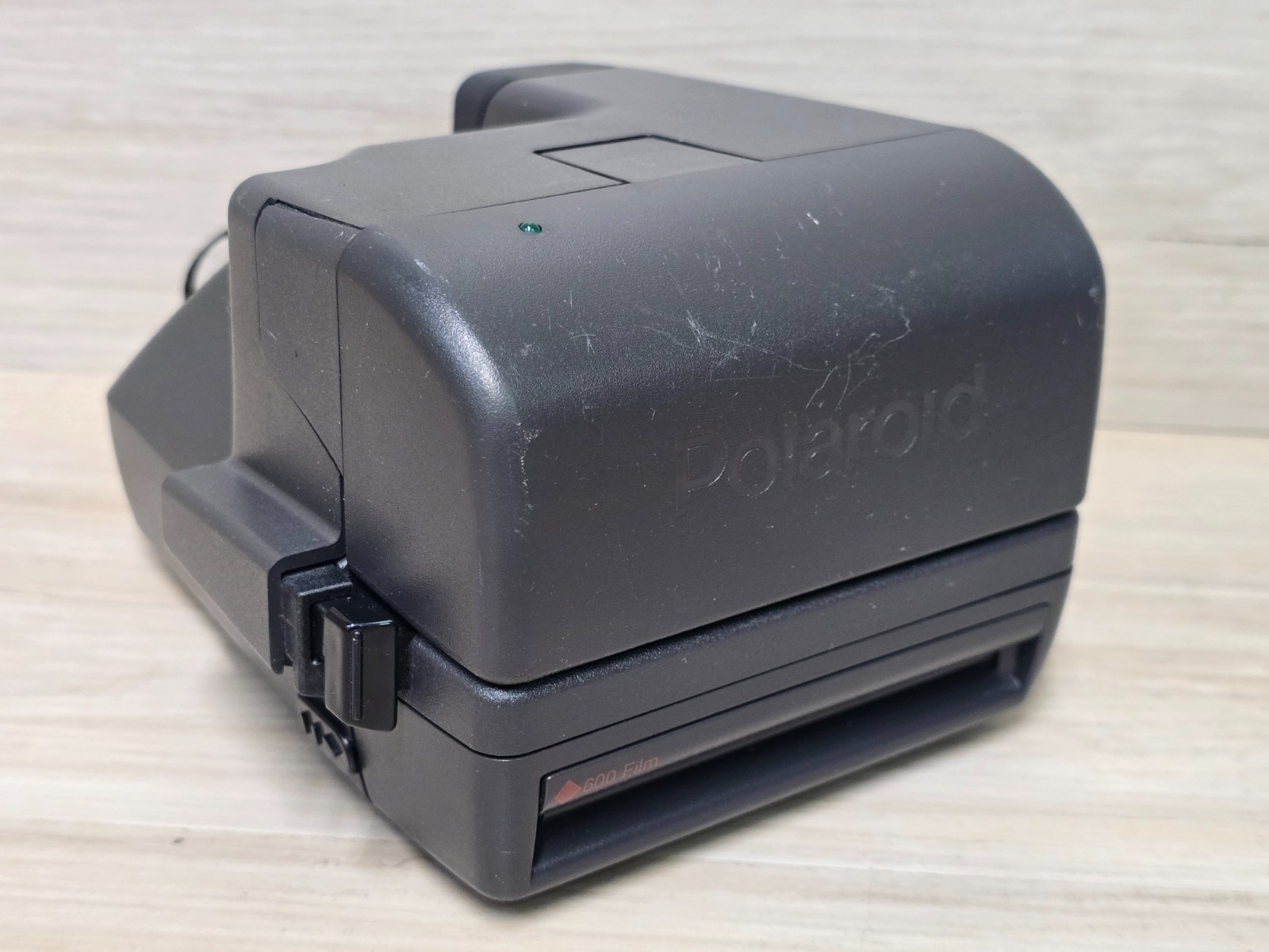 Polaroid One Step Camera With Built in Flash 600 Film