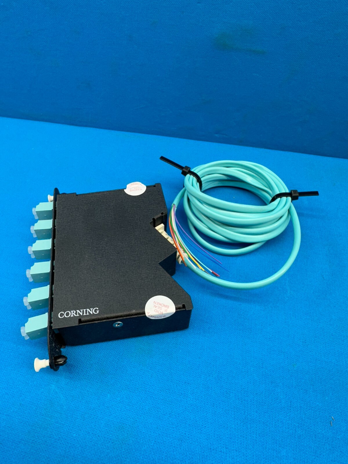 Corning Closet LC Duplex Fiberoptic Connector Housing Module CCH-RM12-E4-P03SH