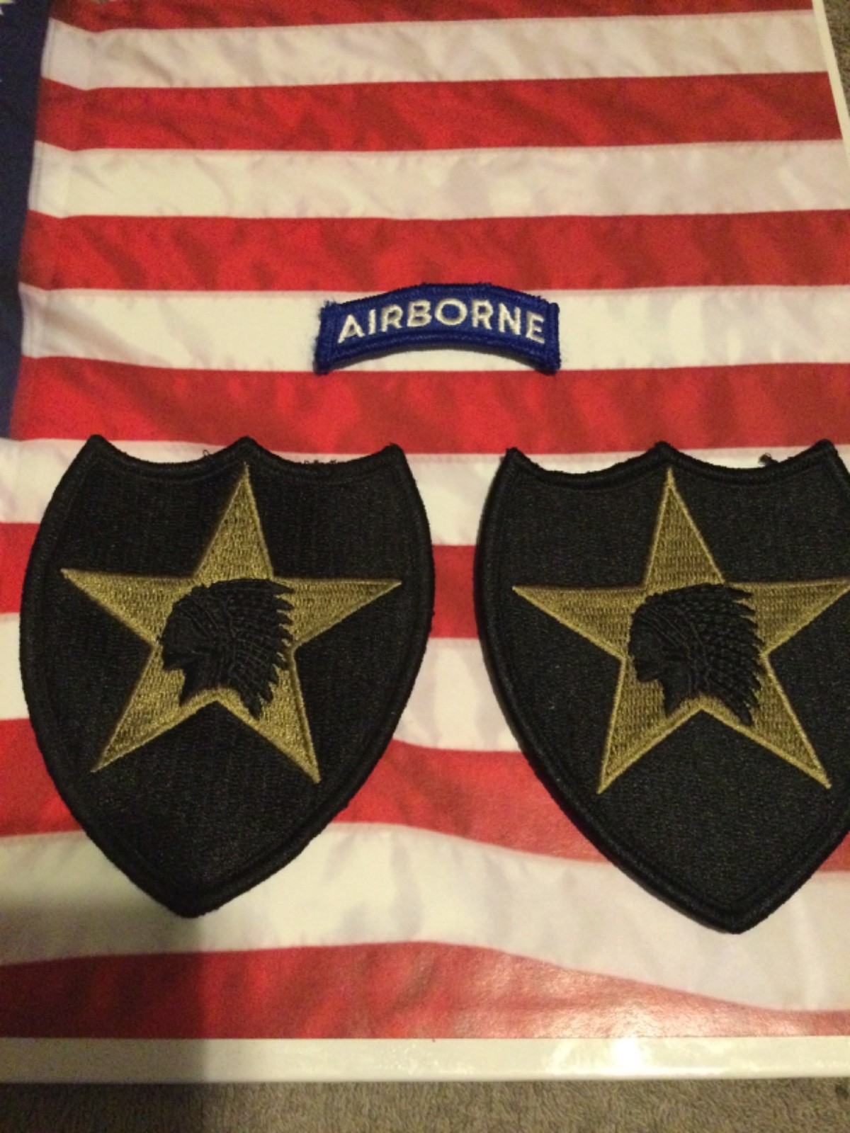 Army patches, two patches, shoulder uniform and airborne tab