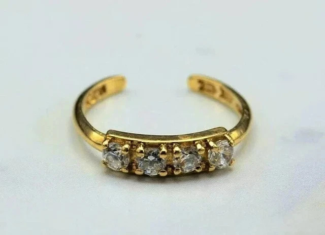 0.15Ct Round Simulated Diamond Women's 4 Stone Toe Ring 14K Gold Plated Silver