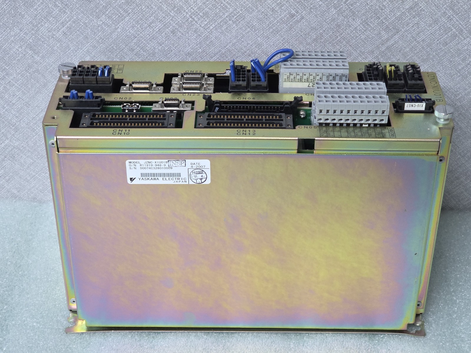 YASKAWA JZNC-XIU01B ROBOT CONTROLLER