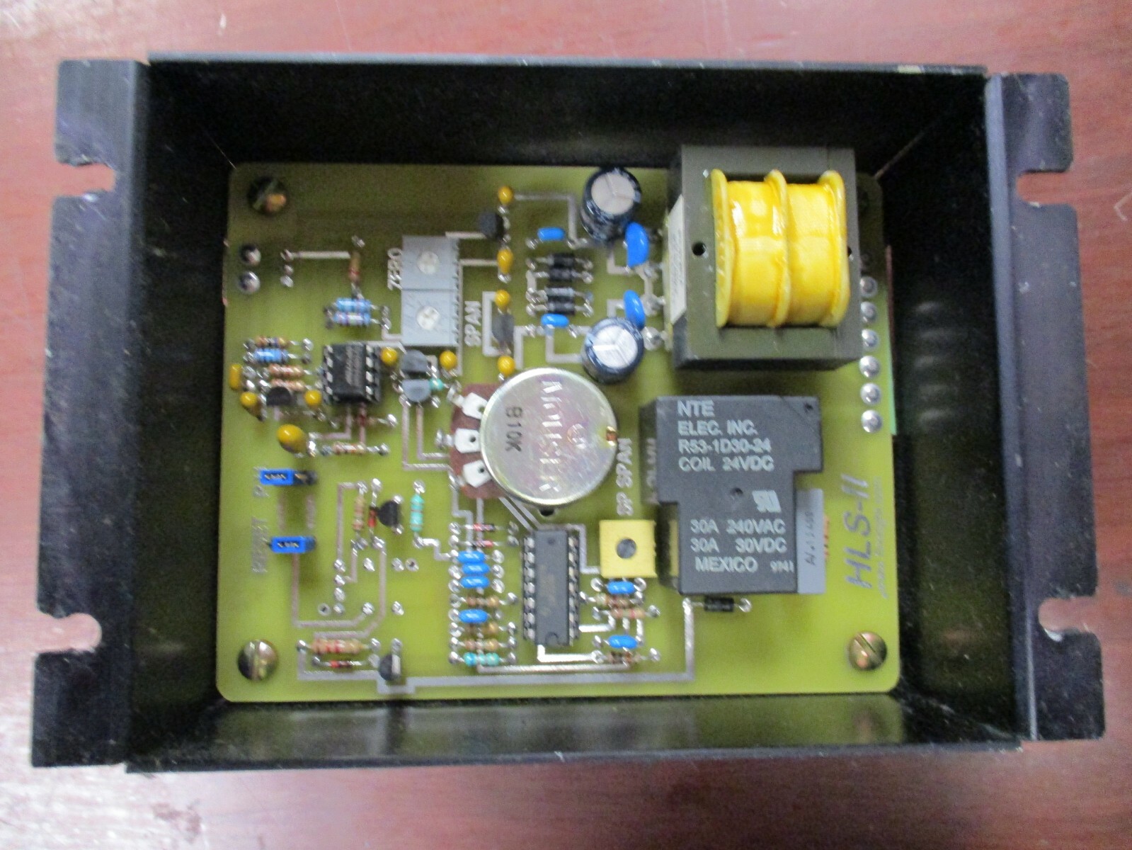 Envirotronics Control Panel, Model HLS-II Temperature Controller