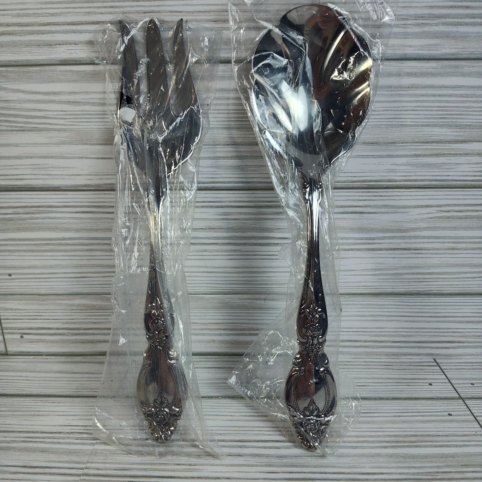 Oneida Frederick II Salad Meat Serving Fork & Casserole Spoon 2 pc. Serving Set